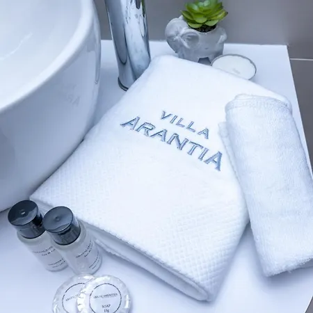 Arantia 3* فلورا