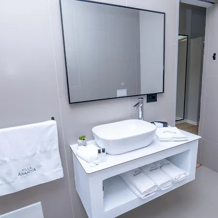 בית הארחה Arantia