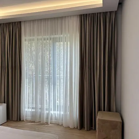 בית הארחה Arantia *