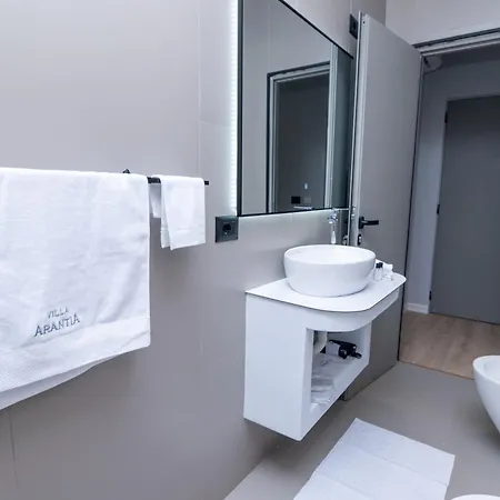 Arantia 招待所 Vlorë